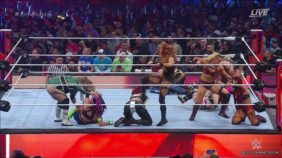 WWE_Royal_Rumble_2023_720p_WEB_h264-HEEL_mp4_010107550.jpg