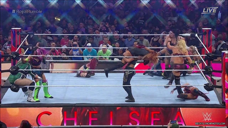 WWE_Royal_Rumble_2023_720p_WEB_h264-HEEL_mp4_010123150.jpg