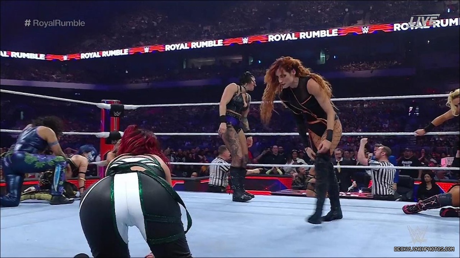 WWE_Royal_Rumble_2023_720p_WEB_h264-HEEL_mp4_010149150.jpg