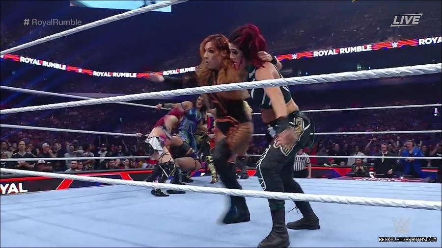 WWE_Royal_Rumble_2023_720p_WEB_h264-HEEL_mp4_010163550.jpg