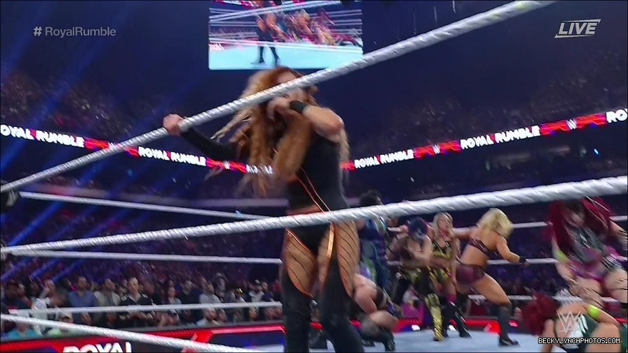 WWE_Royal_Rumble_2023_720p_WEB_h264-HEEL_mp4_010166350.jpg