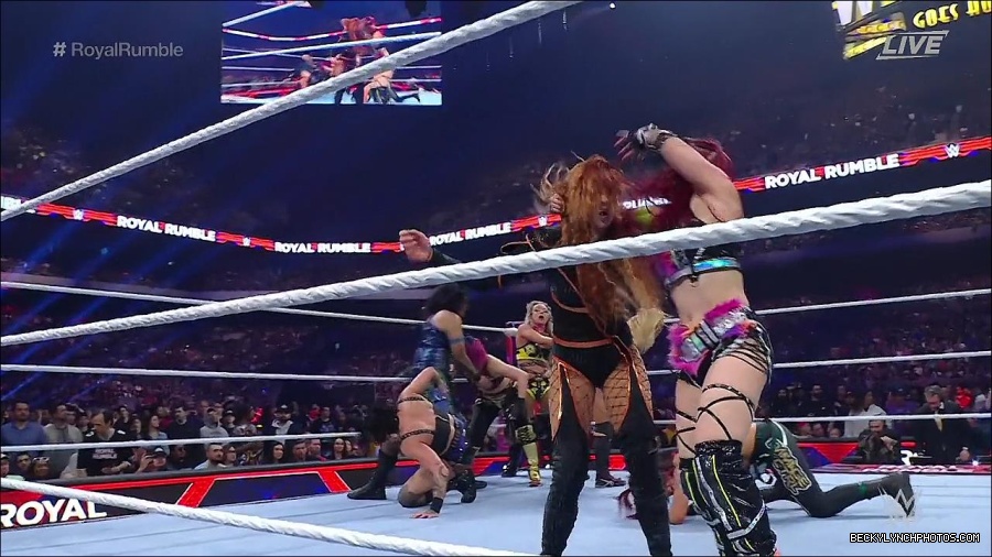 WWE_Royal_Rumble_2023_720p_WEB_h264-HEEL_mp4_010167950.jpg