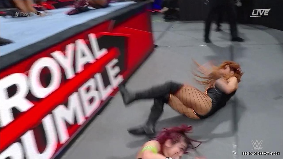 WWE_Royal_Rumble_2023_720p_WEB_h264-HEEL_mp4_010175150.jpg