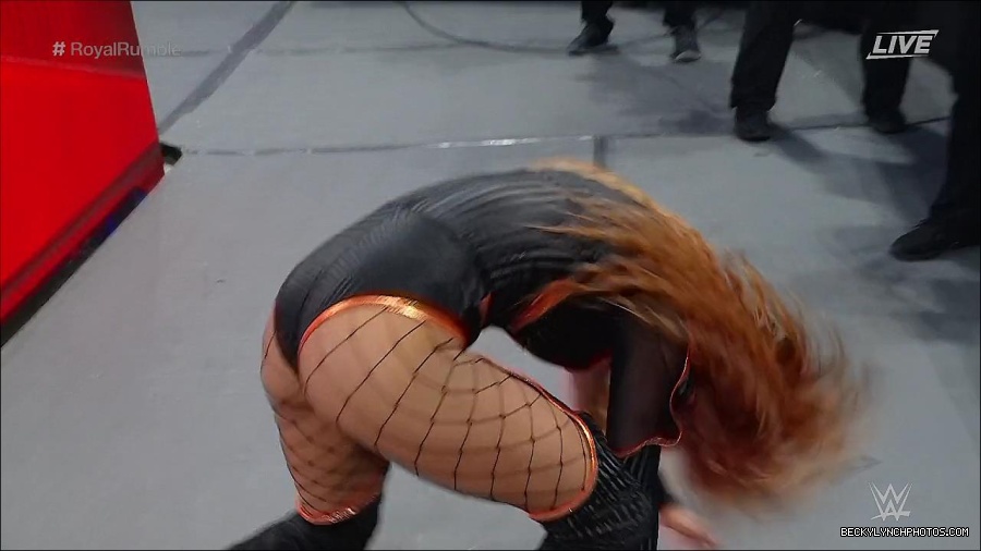 WWE_Royal_Rumble_2023_720p_WEB_h264-HEEL_mp4_010176750.jpg