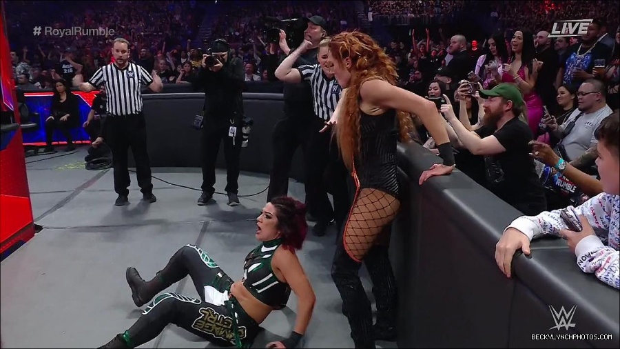 WWE_Royal_Rumble_2023_720p_WEB_h264-HEEL_mp4_010186350.jpg