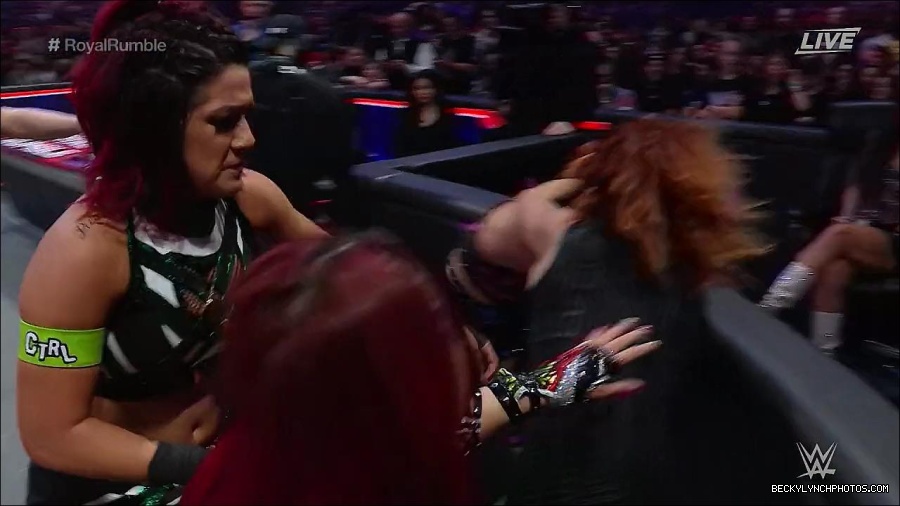 WWE_Royal_Rumble_2023_720p_WEB_h264-HEEL_mp4_010199550.jpg