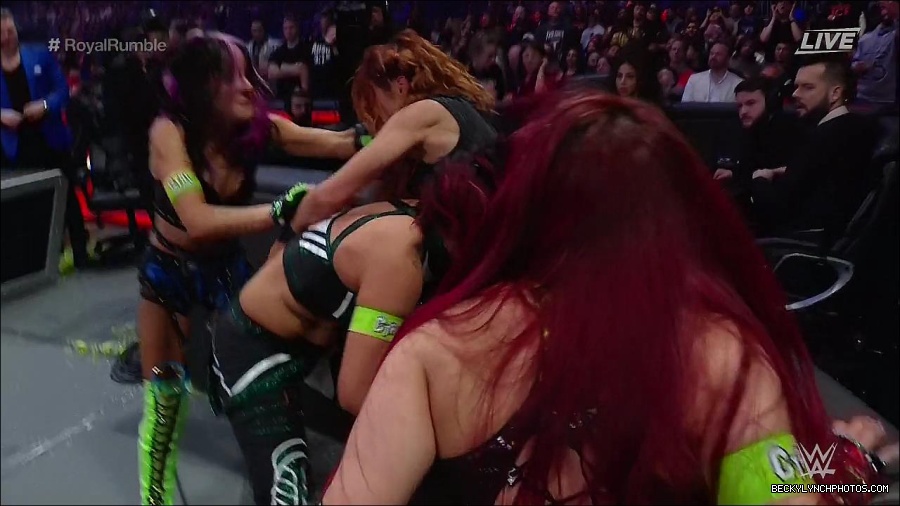 WWE_Royal_Rumble_2023_720p_WEB_h264-HEEL_mp4_010201150.jpg