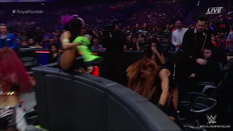 WWE_Royal_Rumble_2023_720p_WEB_h264-HEEL_mp4_010207950.jpg