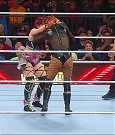 WWE_WrestleMania_Raw_2023_03_27_720p_HDTV_x264-NWCHD_mp4_000910363.jpg