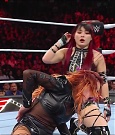 WWE_WrestleMania_Raw_2023_03_27_720p_HDTV_x264-NWCHD_mp4_000931985.jpg