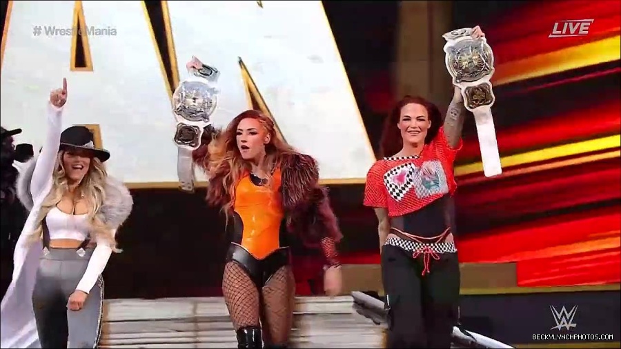WWE_WrestleMania_39_Saturday_720p_WEB_h264-HEEL_mp4_005372754.jpg