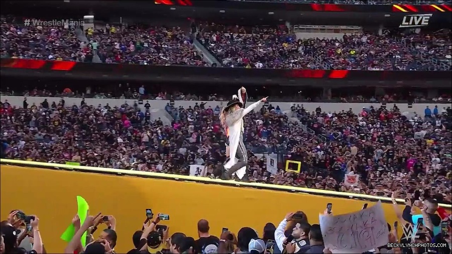 WWE_WrestleMania_39_Saturday_720p_WEB_h264-HEEL_mp4_005385220.jpg