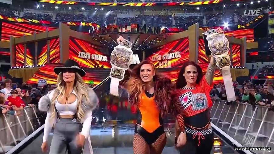 WWE_WrestleMania_39_Saturday_720p_WEB_h264-HEEL_mp4_005396020.jpg