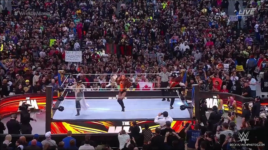 WWE_WrestleMania_39_Saturday_720p_WEB_h264-HEEL_mp4_005412420.jpg