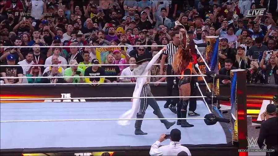 WWE_WrestleMania_39_Saturday_720p_WEB_h264-HEEL_mp4_005427620.jpg