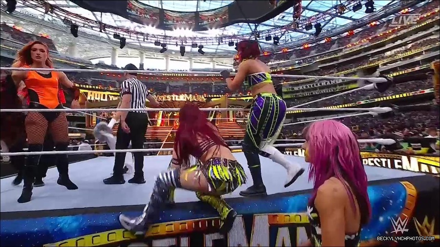 WWE_WrestleMania_39_Saturday_720p_WEB_h264-HEEL_mp4_005448020.jpg