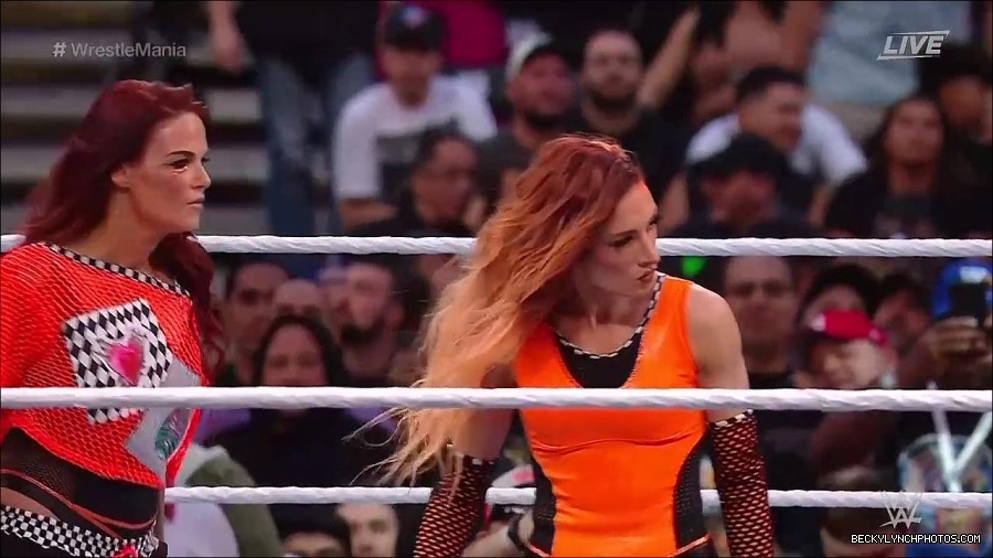 WWE_WrestleMania_39_Saturday_720p_WEB_h264-HEEL_mp4_005454820.jpg