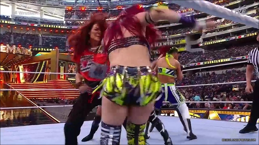 WWE_WrestleMania_39_Saturday_720p_WEB_h264-HEEL_mp4_005467620.jpg