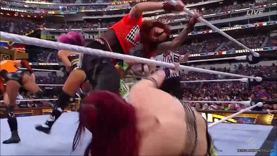 WWE_WrestleMania_39_Saturday_720p_WEB_h264-HEEL_mp4_005469620.jpg