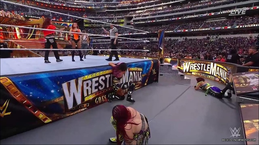 WWE_WrestleMania_39_Saturday_720p_WEB_h264-HEEL_mp4_005477220.jpg