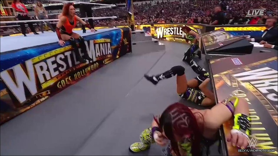 WWE_WrestleMania_39_Saturday_720p_WEB_h264-HEEL_mp4_005484020.jpg
