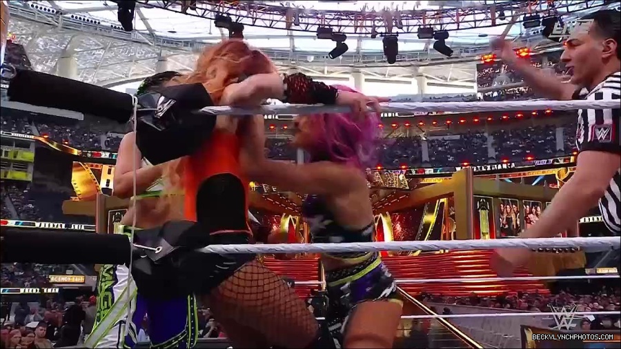 WWE_WrestleMania_39_Saturday_720p_WEB_h264-HEEL_mp4_005506420.jpg