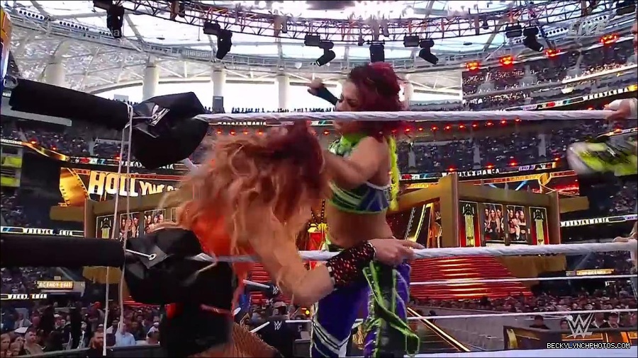 WWE_WrestleMania_39_Saturday_720p_WEB_h264-HEEL_mp4_005512420.jpg