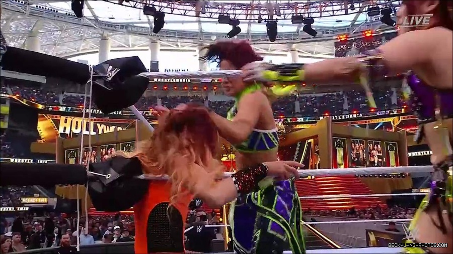 WWE_WrestleMania_39_Saturday_720p_WEB_h264-HEEL_mp4_005512820.jpg