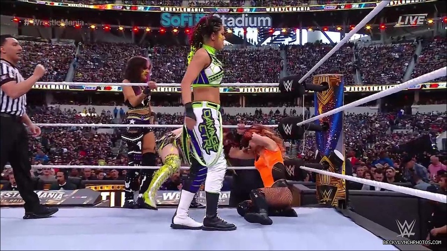 WWE_WrestleMania_39_Saturday_720p_WEB_h264-HEEL_mp4_005516420.jpg