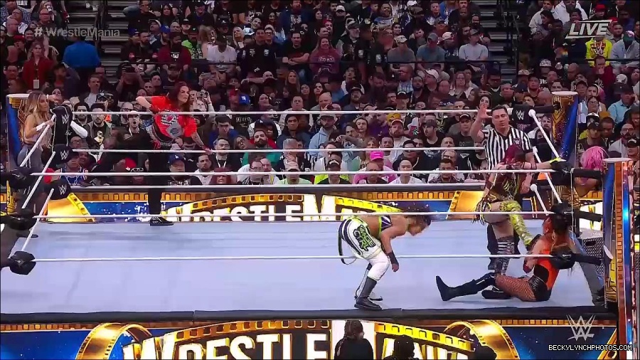 WWE_WrestleMania_39_Saturday_720p_WEB_h264-HEEL_mp4_005518820.jpg