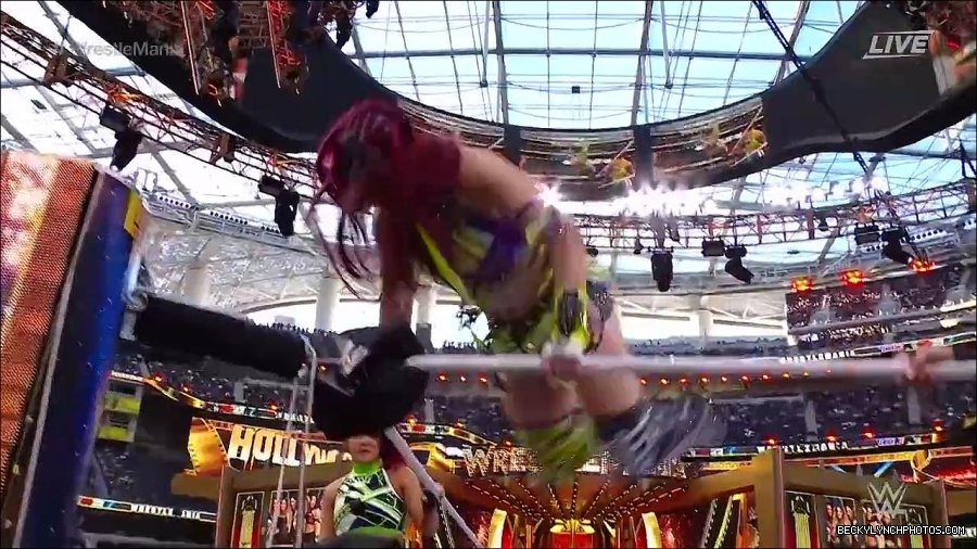 WWE_WrestleMania_39_Saturday_720p_WEB_h264-HEEL_mp4_005522820.jpg