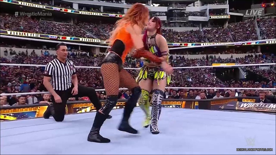 WWE_WrestleMania_39_Saturday_720p_WEB_h264-HEEL_mp4_005542020.jpg