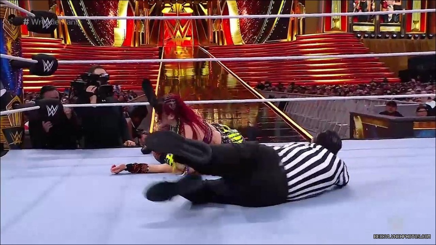 WWE_WrestleMania_39_Saturday_720p_WEB_h264-HEEL_mp4_005558820.jpg