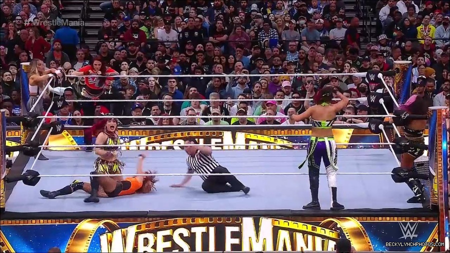 WWE_WrestleMania_39_Saturday_720p_WEB_h264-HEEL_mp4_005560820.jpg