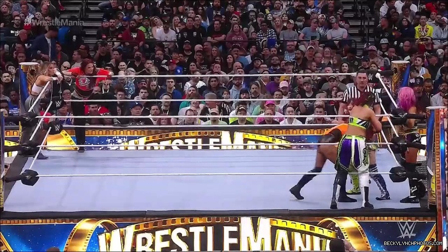 WWE_WrestleMania_39_Saturday_720p_WEB_h264-HEEL_mp4_005570020.jpg