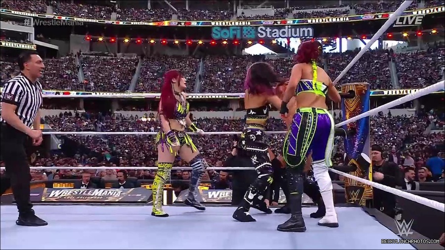 WWE_WrestleMania_39_Saturday_720p_WEB_h264-HEEL_mp4_005574420.jpg