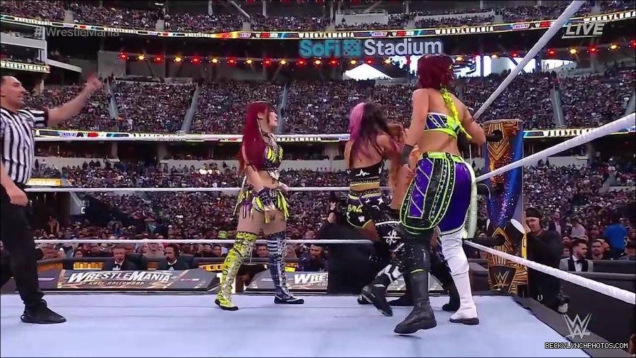 WWE_WrestleMania_39_Saturday_720p_WEB_h264-HEEL_mp4_005574820.jpg
