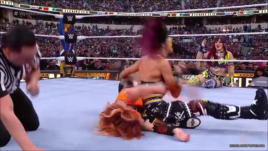 WWE_WrestleMania_39_Saturday_720p_WEB_h264-HEEL_mp4_005587220.jpg