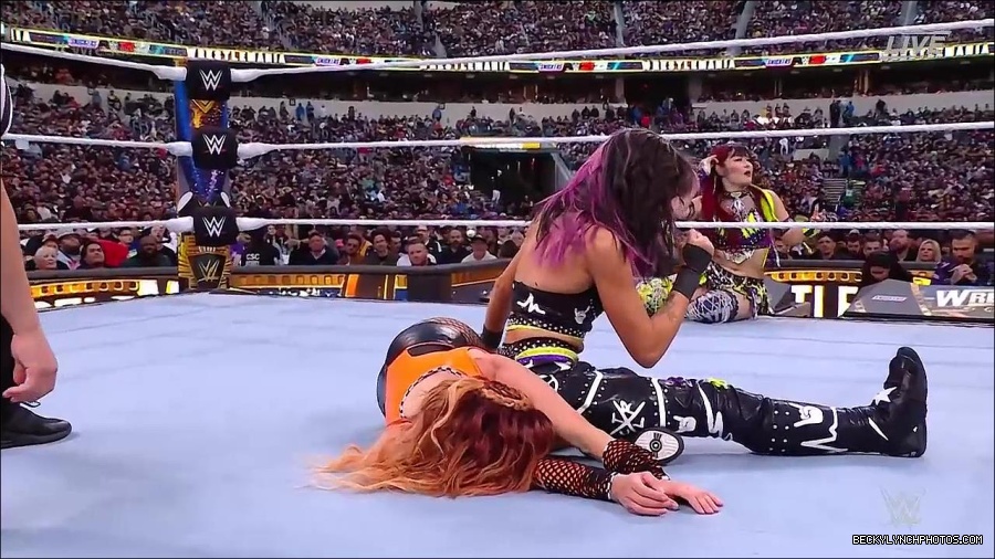WWE_WrestleMania_39_Saturday_720p_WEB_h264-HEEL_mp4_005588420.jpg
