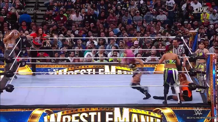 WWE_WrestleMania_39_Saturday_720p_WEB_h264-HEEL_mp4_005614820.jpg