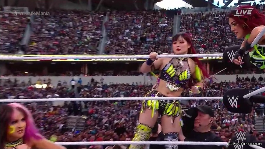 WWE_WrestleMania_39_Saturday_720p_WEB_h264-HEEL_mp4_005628820.jpg