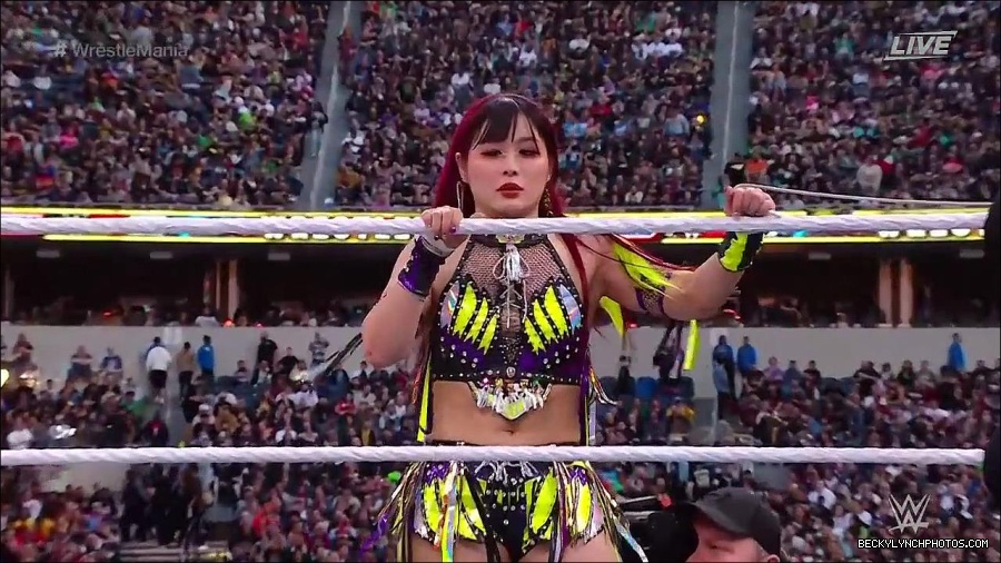WWE_WrestleMania_39_Saturday_720p_WEB_h264-HEEL_mp4_005629620.jpg