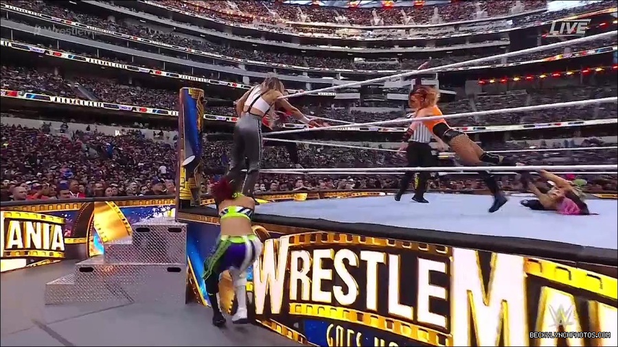 WWE_WrestleMania_39_Saturday_720p_WEB_h264-HEEL_mp4_005670120.jpg