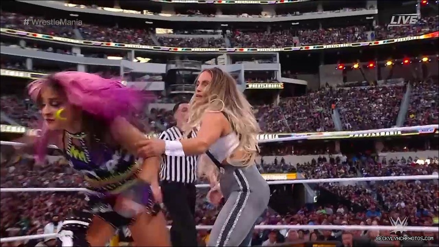 WWE_WrestleMania_39_Saturday_720p_WEB_h264-HEEL_mp4_005959120.jpg