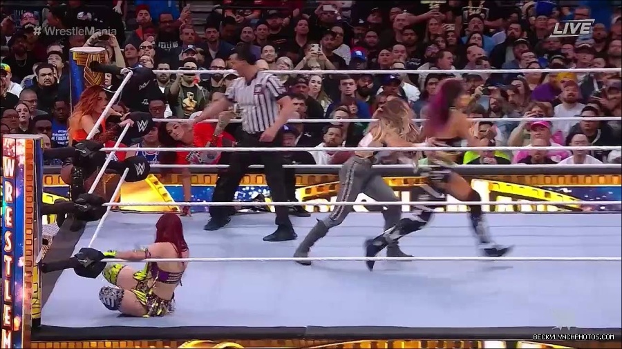 WWE_WrestleMania_39_Saturday_720p_WEB_h264-HEEL_mp4_005963920.jpg