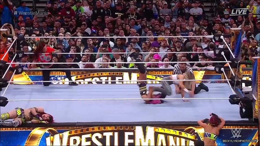 WWE_WrestleMania_39_Saturday_720p_WEB_h264-HEEL_mp4_005968320.jpg