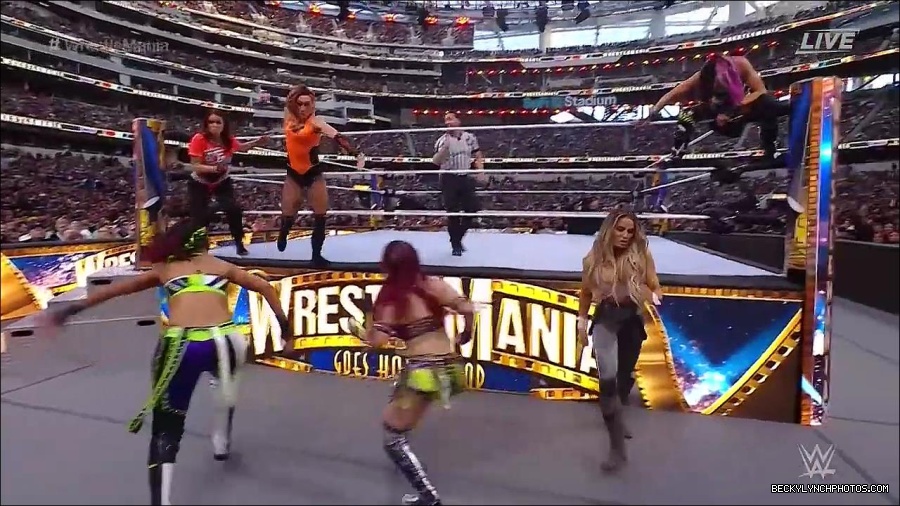 WWE_WrestleMania_39_Saturday_720p_WEB_h264-HEEL_mp4_006043520.jpg