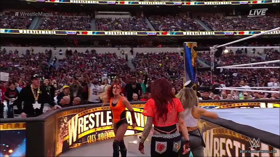 WWE_WrestleMania_39_Saturday_720p_WEB_h264-HEEL_mp4_006061920.jpg
