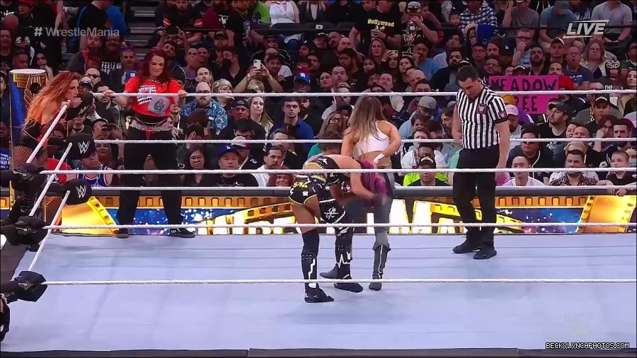 WWE_WrestleMania_39_Saturday_720p_WEB_h264-HEEL_mp4_006085920.jpg