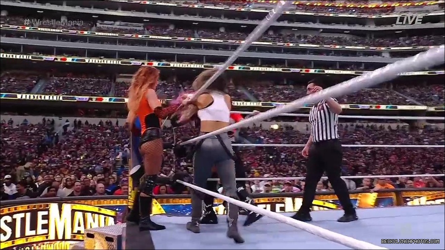 WWE_WrestleMania_39_Saturday_720p_WEB_h264-HEEL_mp4_006089520.jpg